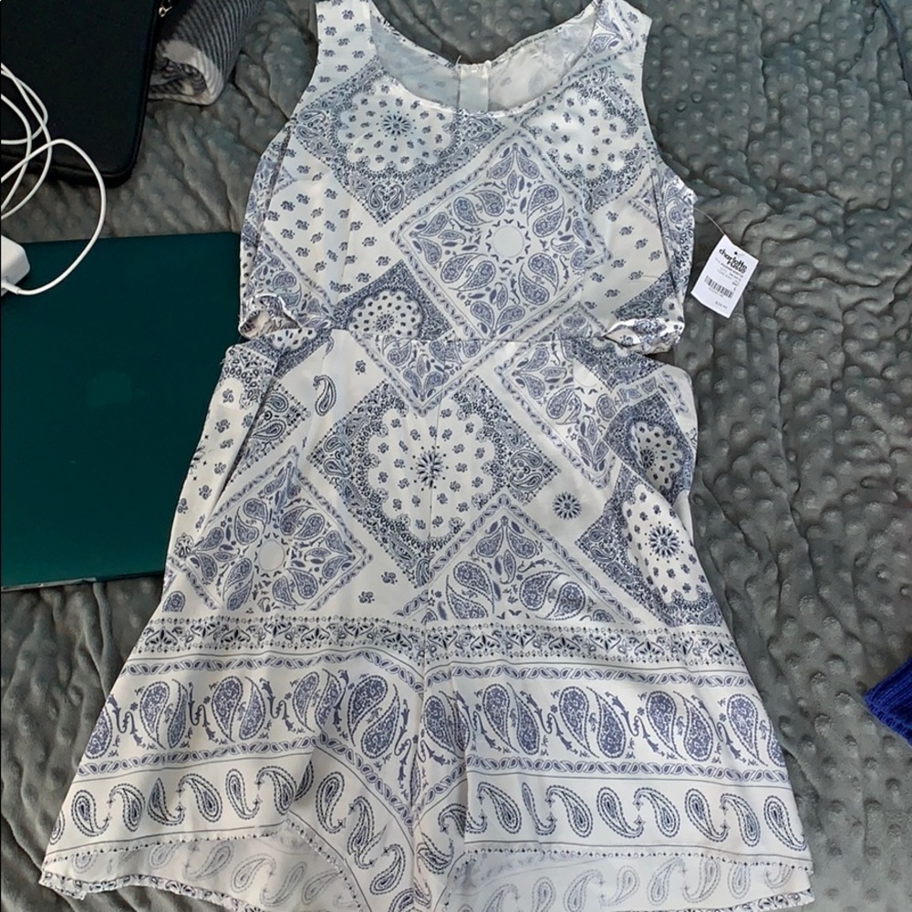 Charlotte Russe size large NWT romper